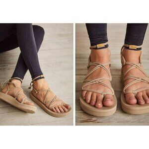 Teva Midform Infinity Womens Beige Strappy Gladiator Sandals Platform Size 7.5